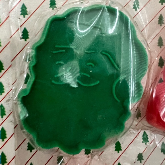 Vintage NWT Christmas Cookie cutters - Picture 3 of 7